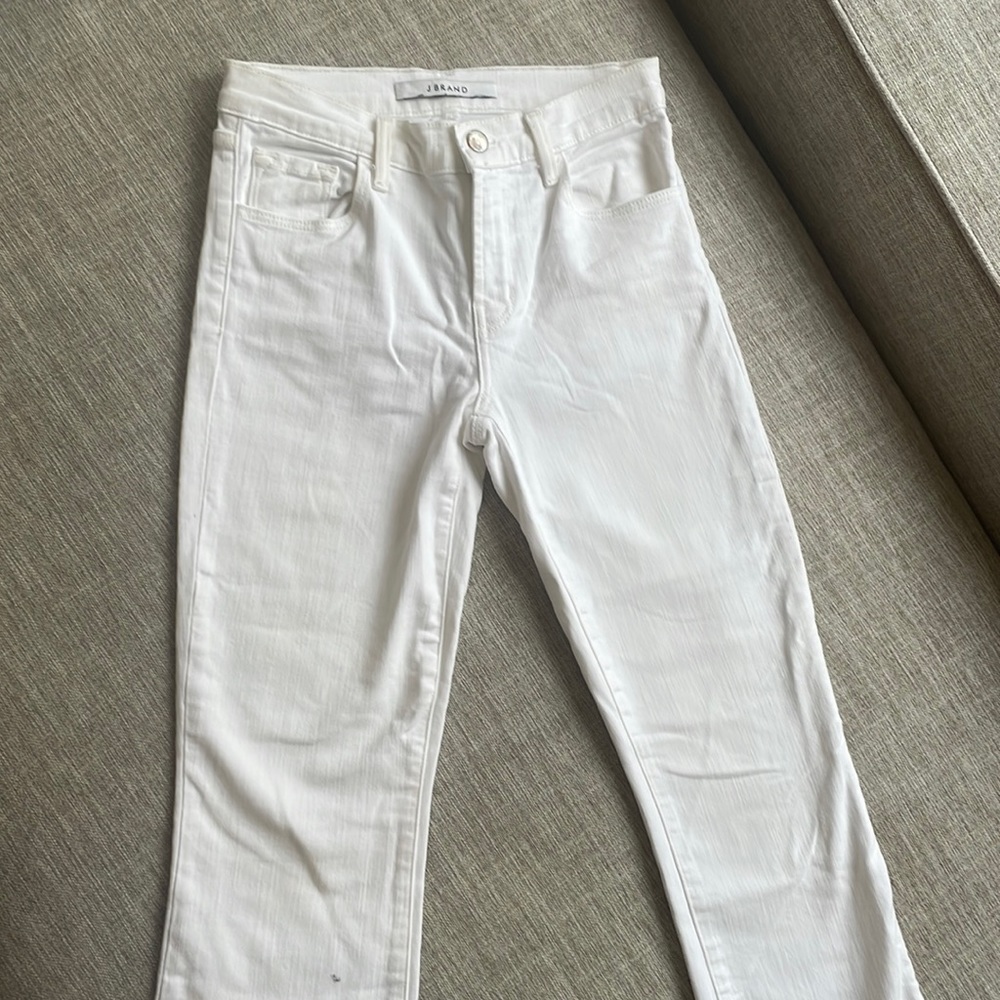 Jbrand jeans in great condition! So comfy and stretchy